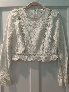 Etophe Studios White Lace Frill Long Sleeve Blouse